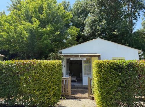 Les Cabanes du Lac à Surgères