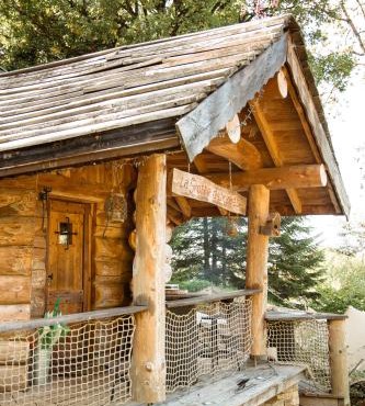 Les Cabanes Du Saleve