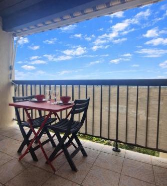 Les Capitelles Bord de plage avec grande piscine - Vue montagne - Balcon - Clim