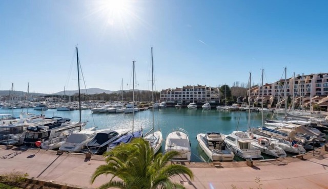 Les Cascadelles by Interhome