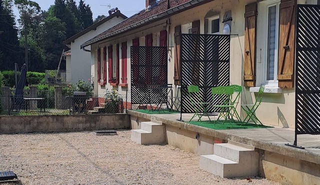 Les Cerisiers Mb4-Mb5-Mb6 Functional- Self-contained entrance & Private parking lot