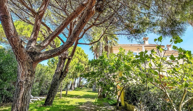 Les Chênes by Interhome