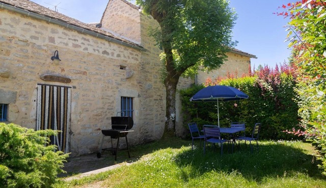 Les Charmes - Location 2/4 Personnes à Saint Georges de Lévejac