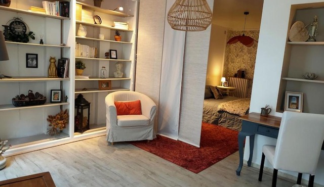 "Les Chacobins" - appart'étape avec Garage Vélos