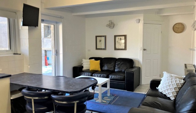 Les Chalets 1 - Snowball throw to Halley's Comet chairlift