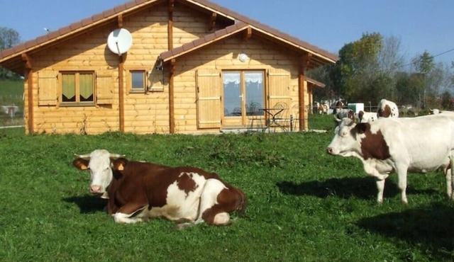 LES CHALETS A LA FERME (with sauna)