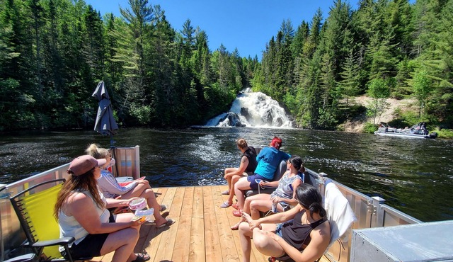 Les chalets Amarok Chalet "Aux pieds chauds" Nature forêt lac