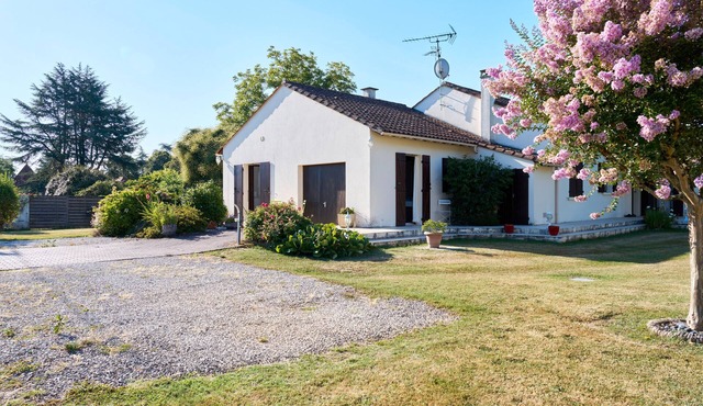Les Chambres De Ma’nous – Charm and Relaxation in Dordogne Périgord Pourpre