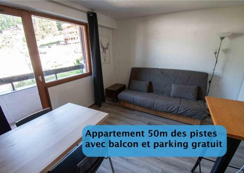 Les Cimes, Chaleureux studio 4 pers, 50m du télécabine, vue dégagée sur les pistes, DRAPS NON COMPRIS