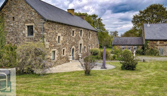 Les Clos Manoir in Brittany