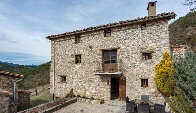 Les Comes: a cozy house in the mountains