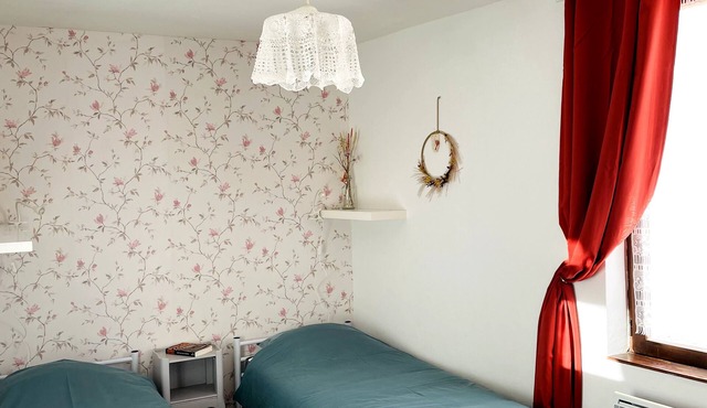 Les Copains à Bord - The Moulin room