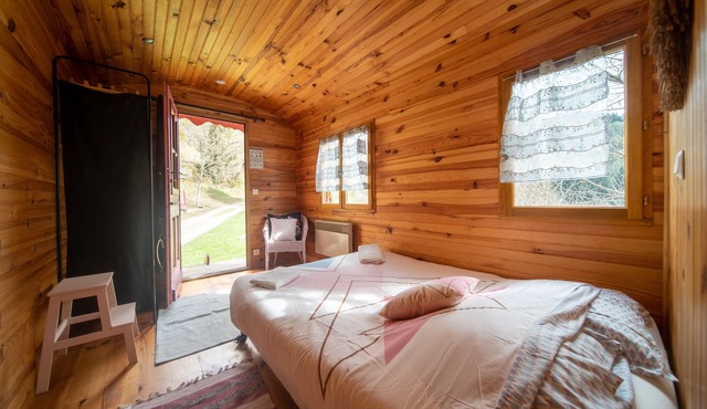 Les Copains à Bord - Roulotte Aven Armand