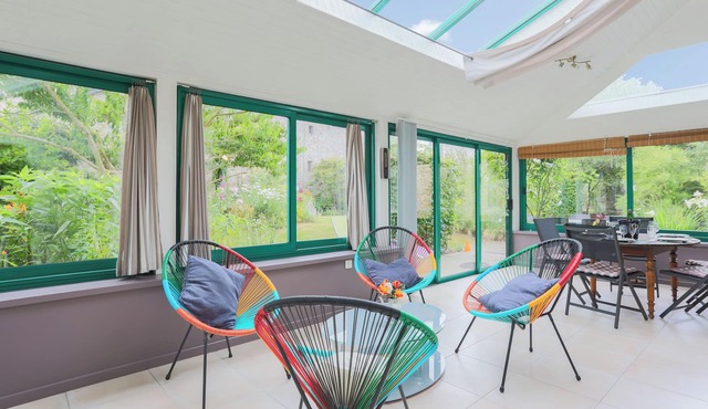 Les Coquelicots near Sea & Forest – Veranda, Private Garden & Terrace, Wi-Fi, Linen Included