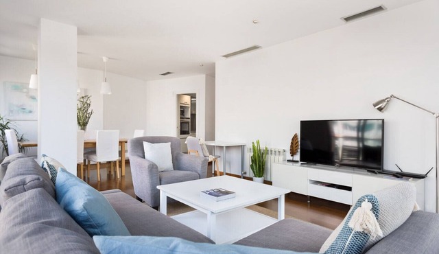 Les Corts Apartments By Olala Homes