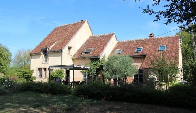 Les denisots 12/14 pers private heated pool, quiet location