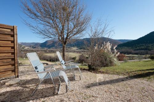 Les Deux Villages n°3 - Studio avec Terrasse