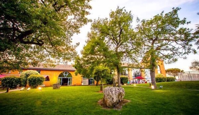 Les Ecuries de la Tour