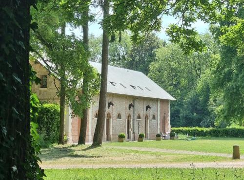 Les Ecuries du Château de Brumare
