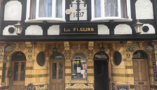 Les Fleurs Accommodation