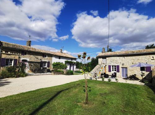 Les Gîtes de la Roche Élie