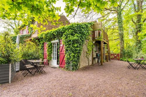 Les Gîtes du Robelier - L'étang