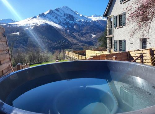 Les gîtes du soulor LE SOUM avec bain nordique et sauna à 2 minutes du centre d'arrens marsous