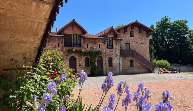 Les Glycines de Viallevelours