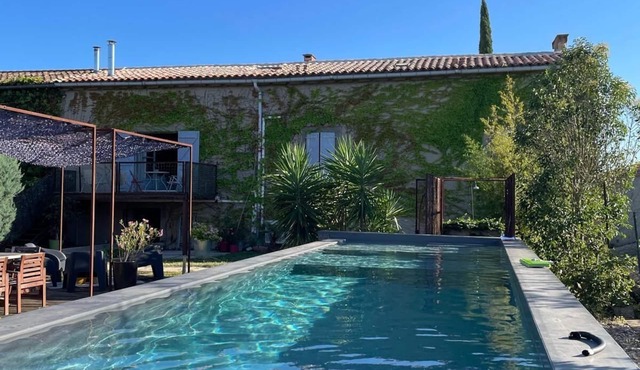 Les Grands Cyprès - chambres d'hôtes, bed and breakfast