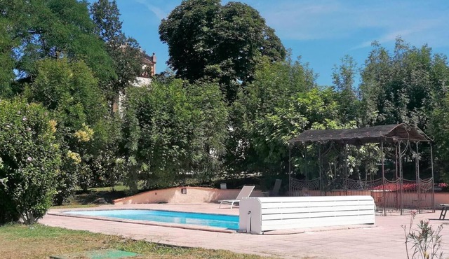 Les Hirondelles - domaine avec piscine