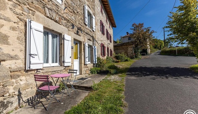 Les Hirondelles - JOB