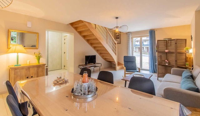 Les Hirondelles - Saillenard