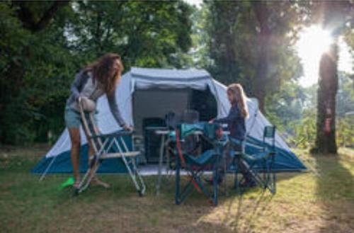 Les Hortensias grande tente familiale 2 chambres et séjour sur camping familial près des plages