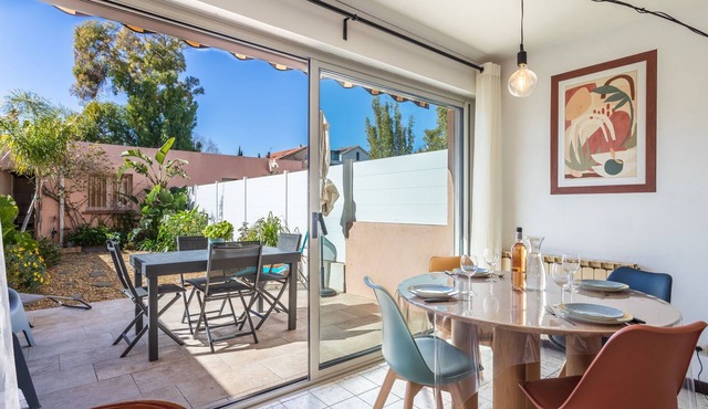 Les Iris by Interhome