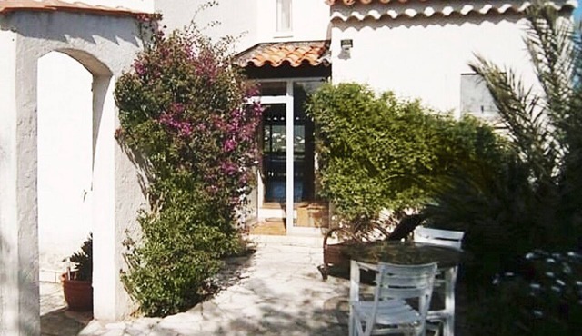 Les Issambres Space and calm, sea view and garrigue view.