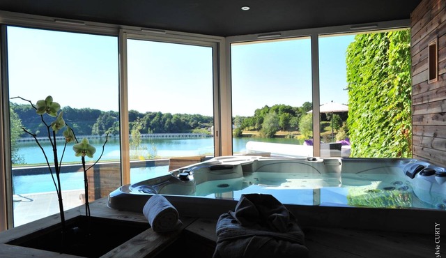 Les Jardins du Lac, The Originals Relais (Relais du Silence)