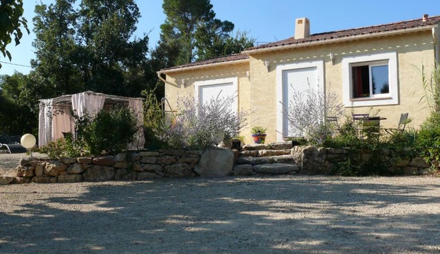 Les Karakis, piscine au sel, jardin 5000m2