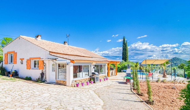 Les Lauriers Blancs by Interhome