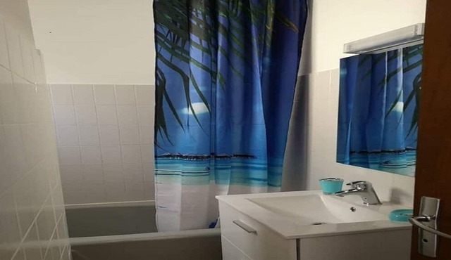 Les Lavandes de Capluc appt the Blue Chardons