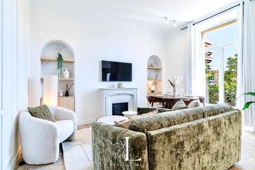 Les Lucioles 7- Luxury 2 - Bedroom Apartment
