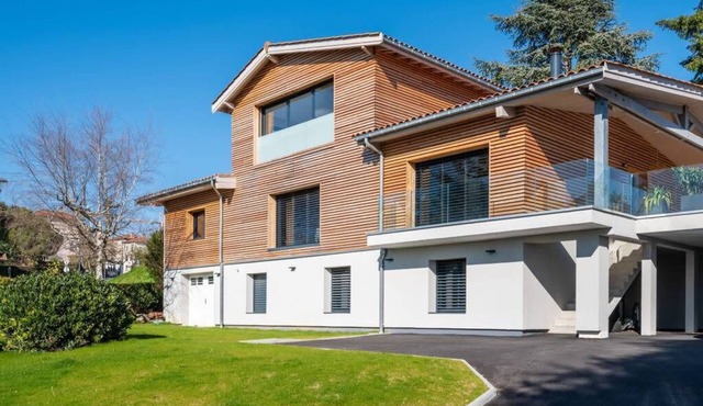 Les Muriers - Stunning wooden modern house