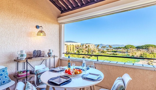 Les Marines by Interhome