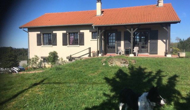 Les Mesanges country house in the heart of nature for a relaxing & rejuvenating stay