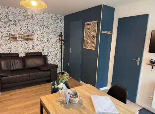 Les meublés de Louis-Marie, 2 appartements indépendants pour 4 personnes, 8 personnes au total, proche du Puy du Fou