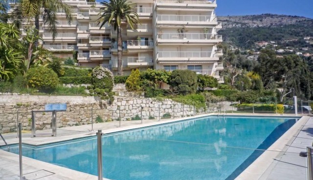 Les Miradors by Interhome