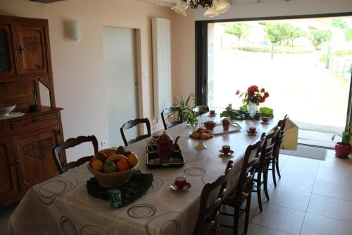 "LES MONNATS" GITE 8 personnes à la campagne