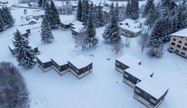 Les Monts Jura 3P8S - Two Bedroom Apartment, Sleeps 8