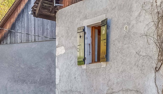 Les Moulins - Village House