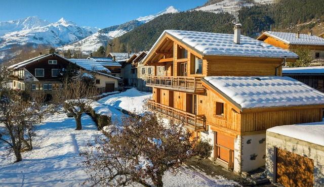 Les moulins d'Angelina - luxury stay for 8 close to pistes - OVO Network