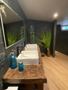 Les murmures de l'eau, chambre d'hôtes avec jacuzzi